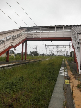 山下駅。復旧未定