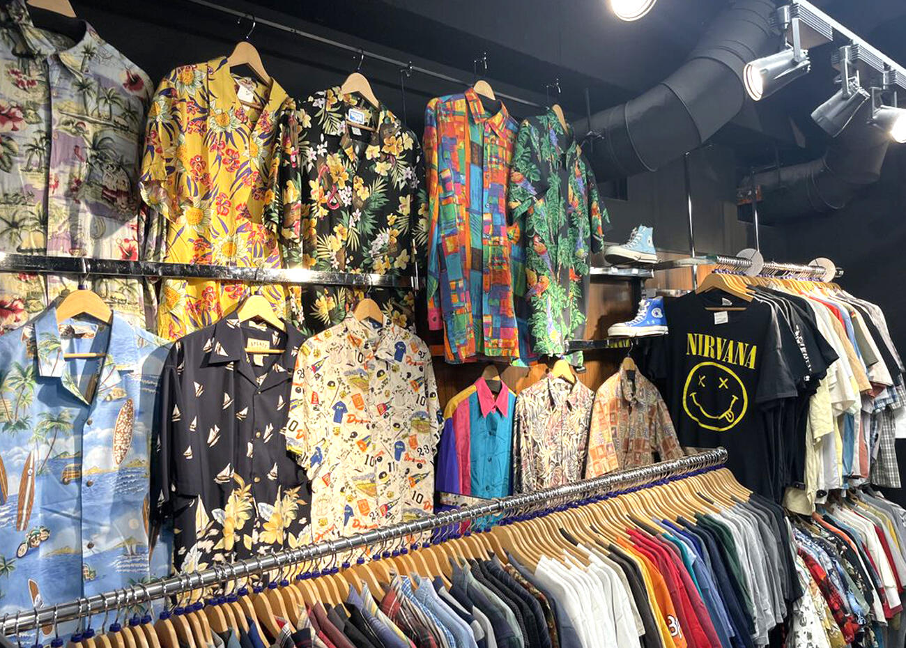 洋服・古着を売るならBOOKOFF